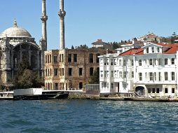 En 36 de los 38 países que integran la OCDE se observa un alza en los precios de las viviendas, con un incremento de casi 25%, en promedio, de 2017 a 2022. EFE / ARCHIVO