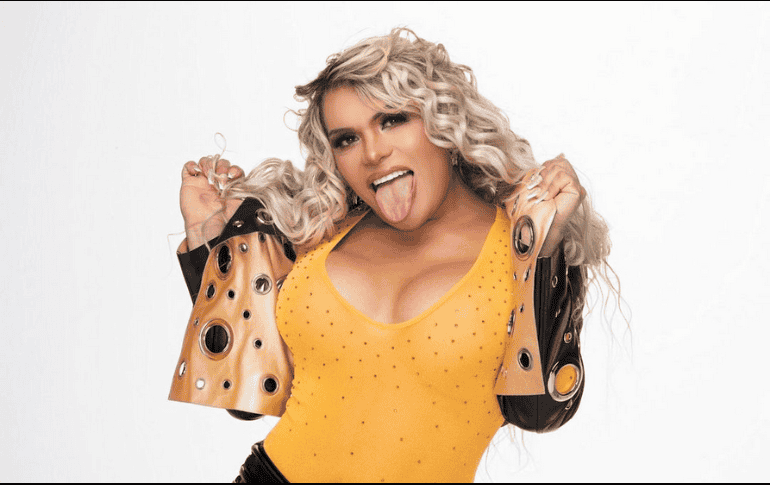 Wendy Guevara confesó que realmente deseaba sujetar a Porcella para besarlo con más pasión, pero le fue imposible. INSTAGRAM @soywendyguevaraoficial