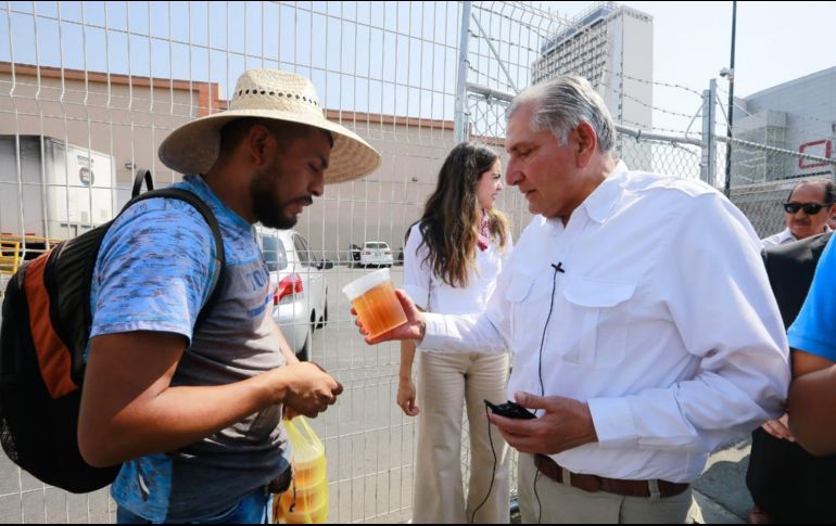 El ex secretario de Gobernación, aspirante a la candidatura de Morena por la Presidencia, inició su gira en Jalisco. EL INFORMADOR/ C. Zepeda