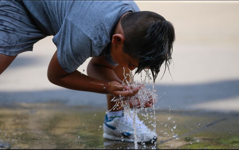 El país atraviesa por la tercera ola de calor. ARCHIVO