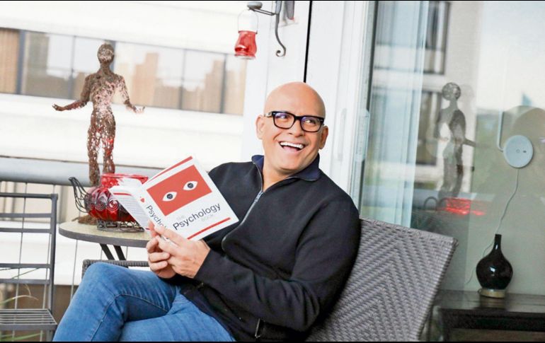 Su espectáculo “A vivir” mantiene el mismo contenido para que las nuevas generaciones conozcan su filosofía de vida. ESPECIAL