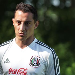 Andrés Guardado amplía contrato con el Betis para la temporada 2023-2024