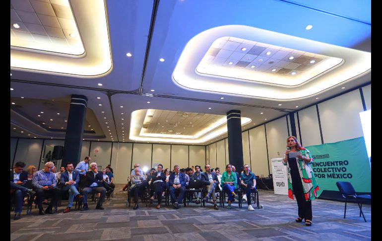 Durante este evento, al que asistieron alrededor de 400 invitados, diversas personalidades expusieron diferentes problemáticas en el estado y el país para generar propuestas de política pública a los futuros candidatos. EL INFORMADOR / C. Zepeda