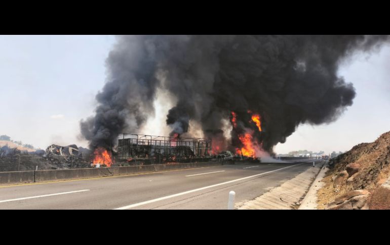 Las impactantes imágenes del accidente en la carretera Zapotlanejo