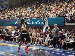 Luego de tres juegos parejos en donde cualquier error podía inclinar la balanza hacia un lado u otro, este miércoles los Rayos de Hermosillo demostraron porqué fueron el mejor equipo de la Temporada Regular. CORTESÍA / Astros de Jalisco