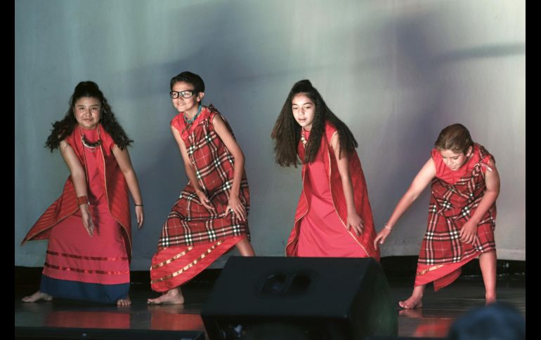Bailables Kenia. GENTE BIEN JALISCO