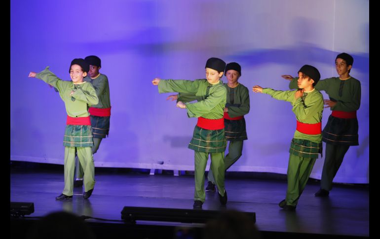 Bailables Malasia. GENTE BIEN JALISCO