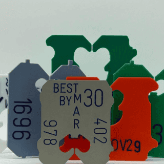 Gabriel Kuri presenta su exposición en el Museo Jumex, Ciudad de México