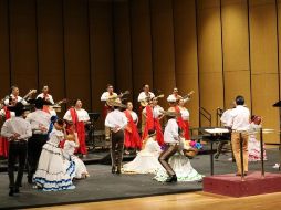 Coro Redes y Cantos de Chapala cumple 37 años. ESPECIAL