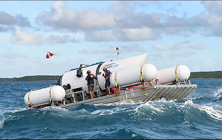 La presión a la que estuvo sometida la nave Titán pudo ser igual a la que ejerce el peso de la Torre Eiffel. OCEANGATE EXPEDITIONS