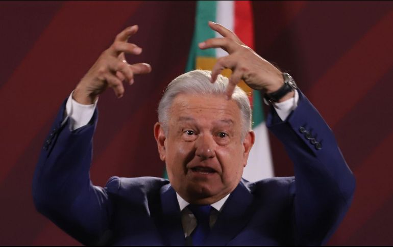 López Obrador aseguró que ya sabe quién será el candidato de la alianza Va por México. SUN/B. Fregoso