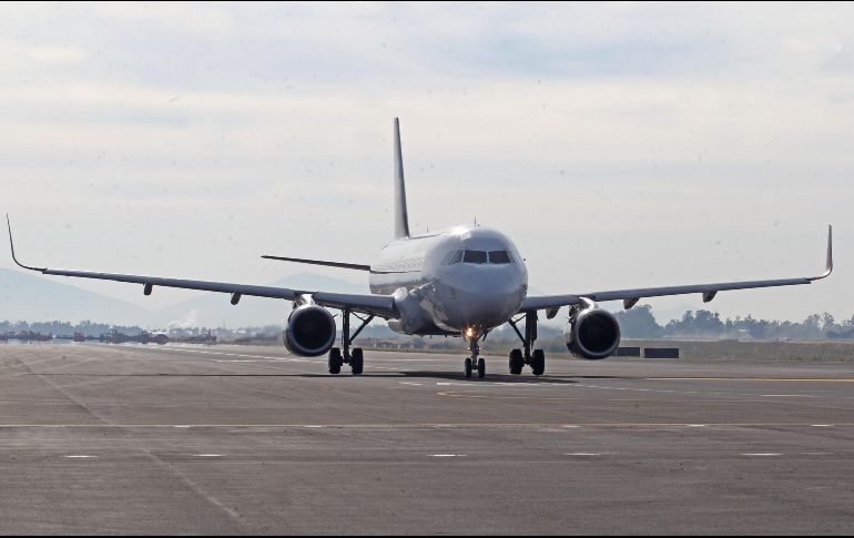 El Reino Unido habría alertado a los viajantes  en 10 estados de México por temporada de huracanes y violencia; ante esto, López Obrador respondió que están mal informados. EL INFORMADOR / ARCHIVO