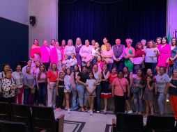 Limón entregó sus reconocimientos, tanto a las líderes de cada municipio, como a sus respectivos comités. ESPECIAL