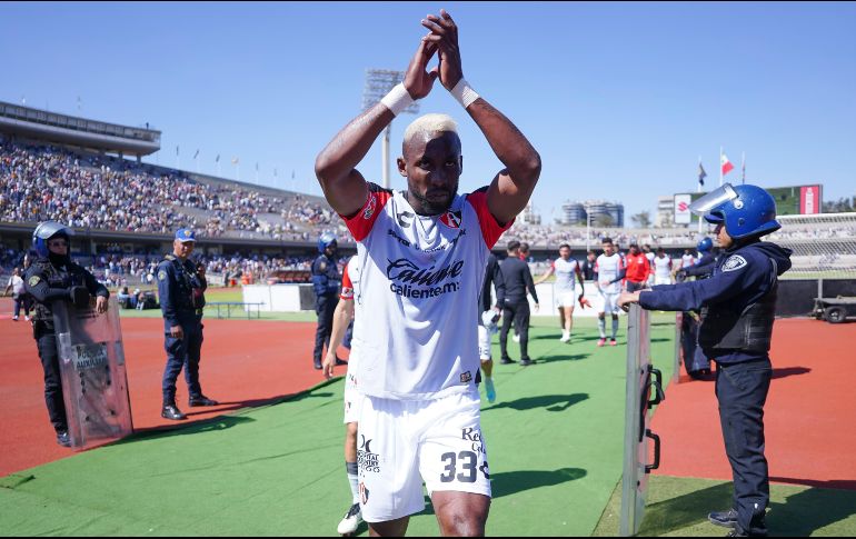 Julián Quiñones se ha convertido en el hombre gol de los rojinegros del Atlas. IMAGO7/Archivo