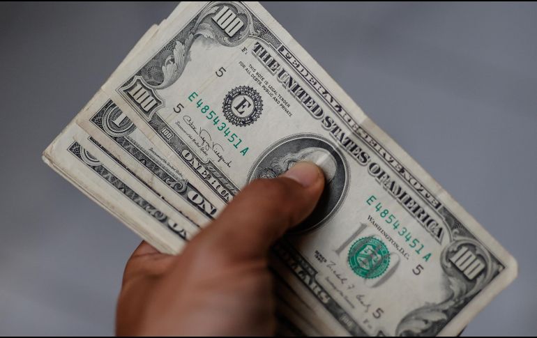 El dólar cada vez es más barato. EFE/ ARCHIVO