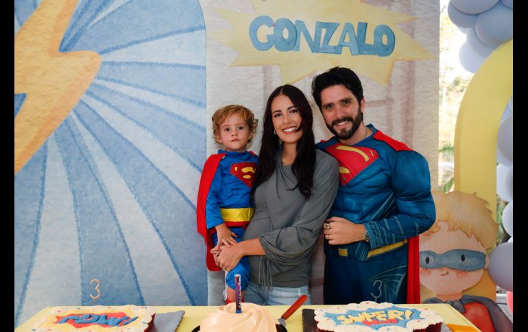 Gonzalo Leaño Olson, Sofía Olson y Gonzalo Leaño Aceves. GENTE BIEN JALISCO/ Claudio Jimeno