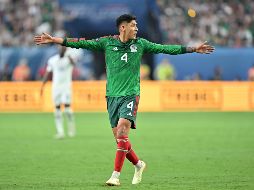 Según información del periodista Fabrizio Romano, el alto precio puesto a Edson Álvarez fue factor para que los alemanes prefieran seguir con Emre Can y buscar más opciones en el mercado. IMAGO7