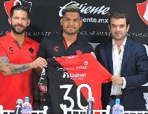 Eduardo Aguirre (C), nuevo jugador de Atlas. SUN / ARCHIVO