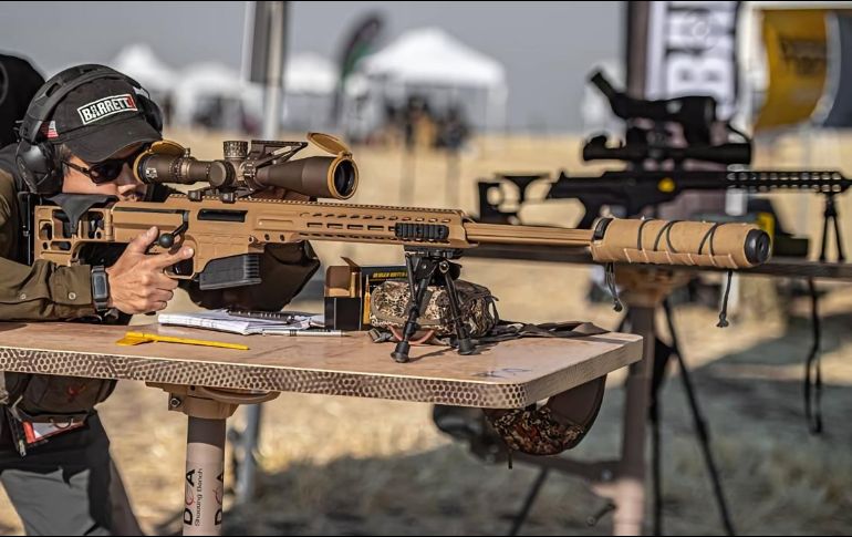 Francotiradores ucranianos usan los fusiles Barrett. ESPECIAL