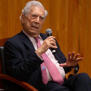 Mario Vargas Llosa se encuentra hospitalizado, esta es la razón