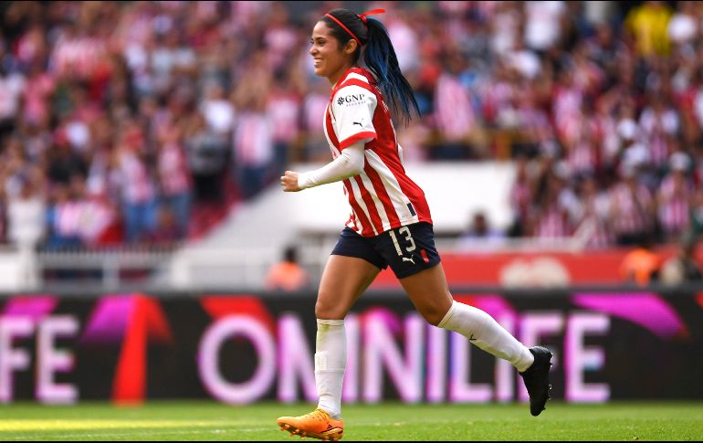 En redes sociales, Joseline Montoya escribió un emotivo comunicado donde agradecía a la gente de Chivas, tanto a sus compañeras como a Nelly Simón, pero sobre todo hizo hincapié en los fanáticos. IMAGO7
