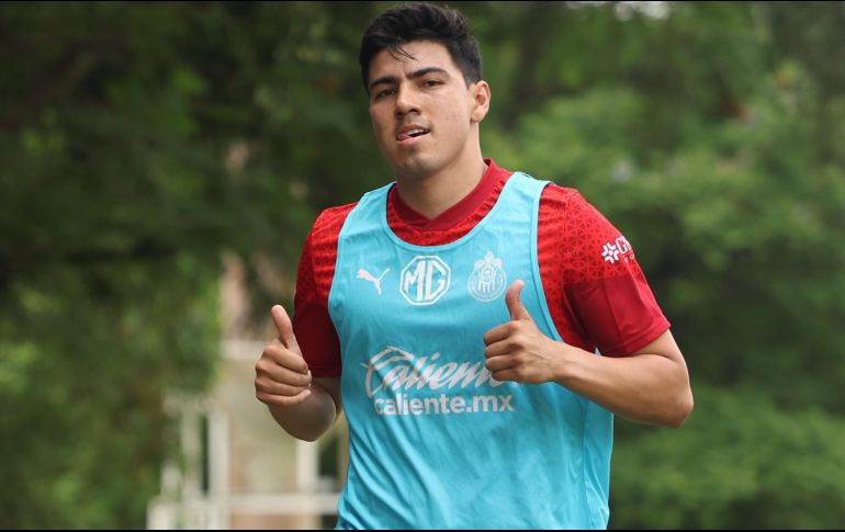 La de Chivas será la segunda camiseta que Erick vista en la Liga MX. ESPECIAL