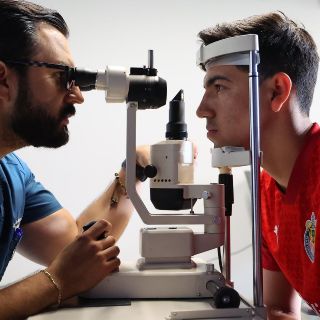 Érick Gutiérrez presenta pruebas con Chivas (VIDEO)