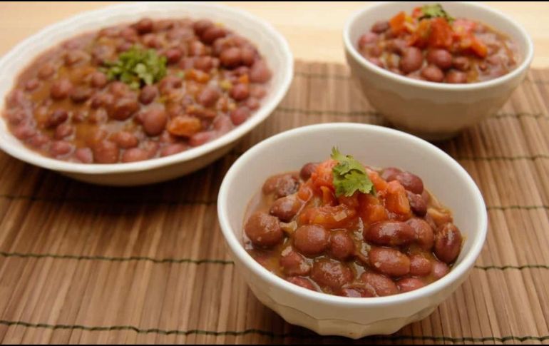 Cuando compres lee la etiqueta para saber cuánta grasa y sodio contienen. ESPECIAL