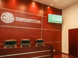 Un juez resolvió vincular a proceso a los ex servidores públicos, así como a la persona jurídica por el delito de uso indebido de atribuciones y facultades en diferentes modalidades. ARCHIVO