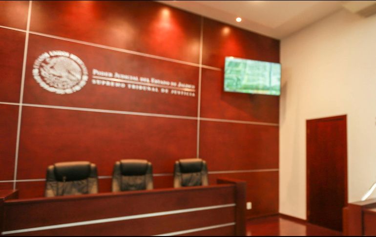 Un juez resolvió vincular a proceso a los ex servidores públicos, así como a la persona jurídica por el delito de uso indebido de atribuciones y facultades en diferentes modalidades. ARCHIVO