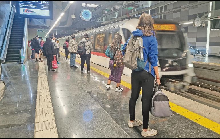 Los cortometrajes toman las estaciones de Mi Tren, para acercar a la gente al talento que hay en el país. EL INFORMADOR/ C. Zepeda