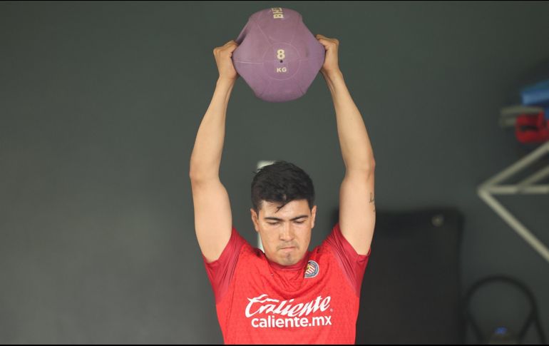 Erick Gutiérrez se convirtió en el tercer refuerzo de Chivas para este torneo. ESPECIAL/Chivas