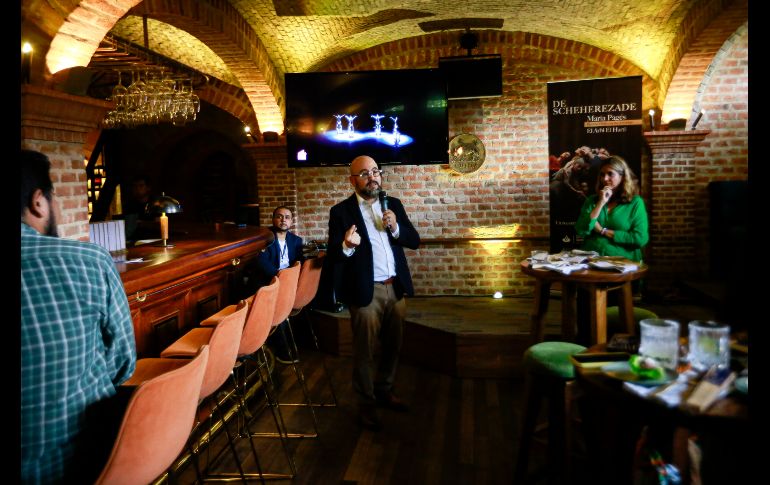 Se llevó a cabo una cita de medios en la que el titular de Cultura UDG, Igor Lozada, hizo un repaso de las estrategias de la institución para el impulso de la danza que, dijo, es “lo menos visto y explotado en este estado”. EL INFORMADOR / C. Zepeda