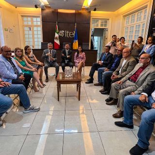 Amonestan a alcaldes y titulares por opacos