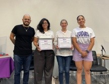 Susana Muñiz y Mara Robles (al centro) encabezaron la charla. ESPECIAL