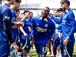 Julián Quiñones se muestra contento con su nuevo equipo. ESPECIAL/Club América