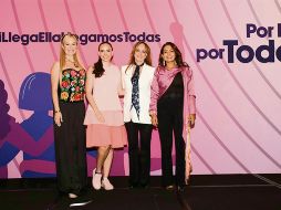 De izquierda a derecha: Tere Ramos, Altagracia Gómez, Lorena Villavicencio y Mariana Benítez. ESPECIAL