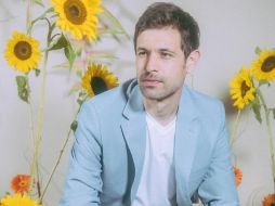 Memo Andrés presenta "Flores para ti", su primera canción con su proyecto solista