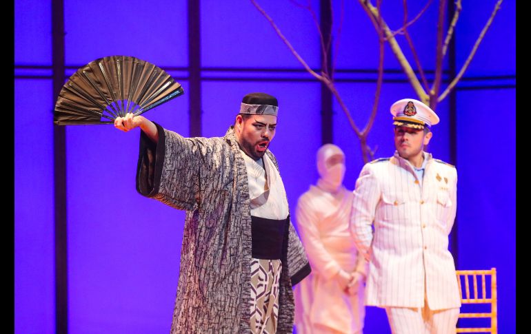 la dirección de escena corre a cargo de Luis Manuel Aguilar ‘Mosco’, quien al lado de la realizadora Rita Basulto forma parte de un equipo creativo jalisciense que representa el 90 por ciento del total en la producción, a cargo del CSAE de la UdeG. EL INFORMADOR / A. Navarro