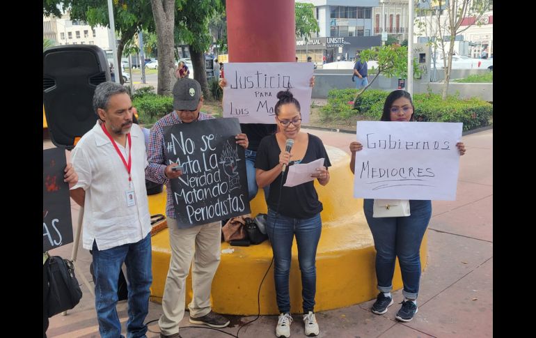 Los periodistas asistentes hicieron un pase de lista de periodistas asesinados en lo que va del año, además de Luis Martín Sánchez. EL INFORMADOR / M.Hernandez