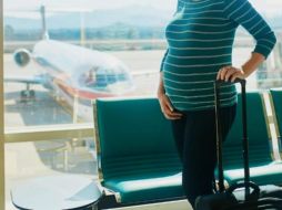 Es casi imposible que le den la visa a una mujer embarazada. ESPECIAL