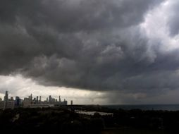El torrado tocó tierra cerca del aeropuerto de Chicago. ESPECIAL