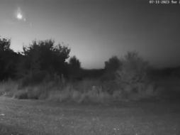 Vecinos de la zona contaron que escucharon un fuerte estruendo antes de visualizar la espectacular escena. ESPECIAL