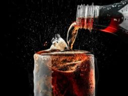 Especialistas recomiendan un consumo moderado del edulcorante. ESPECIAL