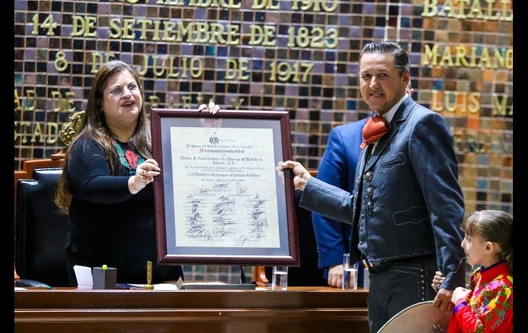 El evento se llevó a cabo en el Congreso de Jalisco donde se otorgó un reconocimiento a diferentes organismos por promover tres de los símbolos más representativos del estado. EL INFORMADOR / A. Navarro