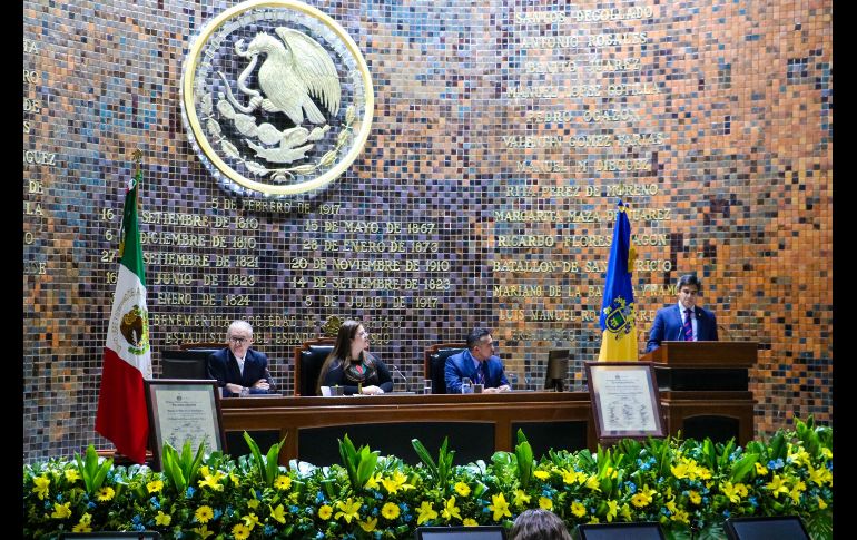 El evento se llevó a cabo en el Congreso de Jalisco donde se otorgó un reconocimiento a diferentes organismos por promover tres de los símbolos más representativos del estado. EL INFORMADOR / A. Navarro