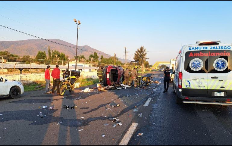 Dos volcaduras se han registrado durante las últimas horas en carreteras de Jalisco. ESPECIAL