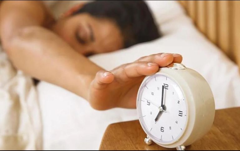 Duerme más temprano para que no te cueste trabajo levantarte. ESPECIAL