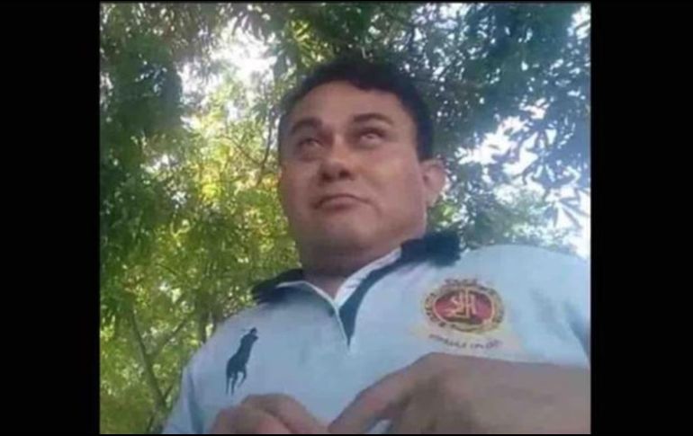 El cuerpo de Nelson Matus quedó tirado junto a su carro. SUN