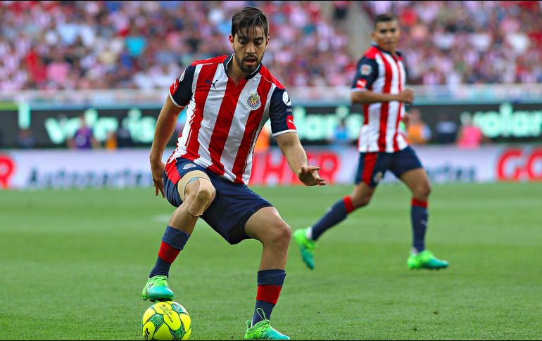 El AEK de Atenas será un club más a la lista de los equipos en los que ha jugado Rodolfo Pizarro como profesional. IMAGO7